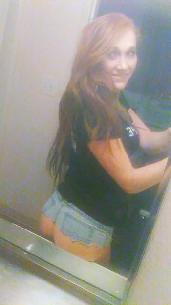 , 24  female escort, Jacksonville