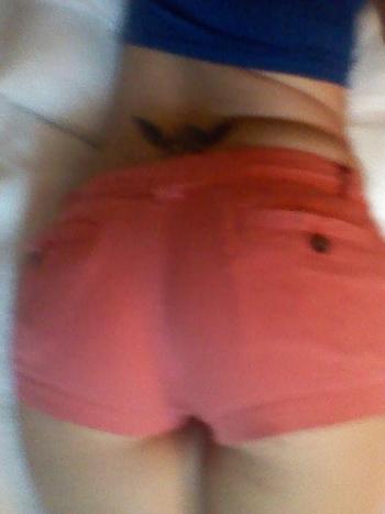 , 23 Latino/Hispanic female escort, Jacksonville