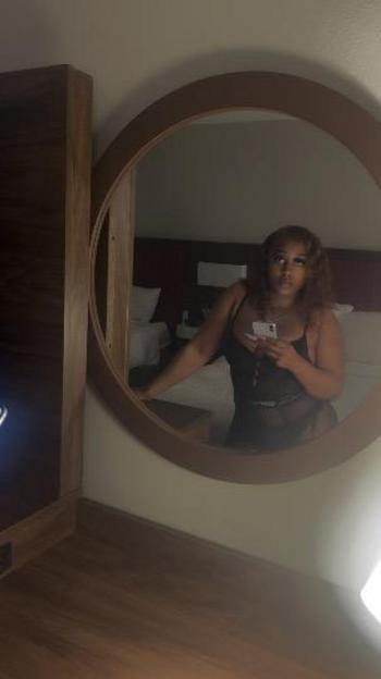 Coco Lodndon , 22  female escort, Jacksonville