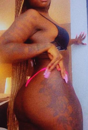 KASH, 21  female escort, Jacksonville