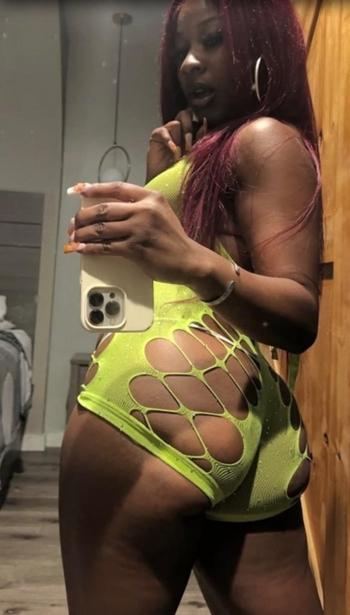Tiona, 22  female escort, Jacksonville