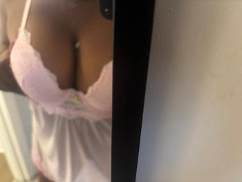 Icelyn, 26  female escort, Jacksonville