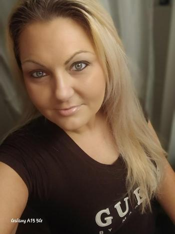 Ashleigh, 36  female escort, Jacksonville