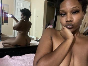 Amour, 20  female escort, Jacksonville