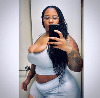 Lola Brooks, 28  female escort, Jacksonville