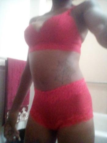 Dream, 23  female escort, Jacksonville